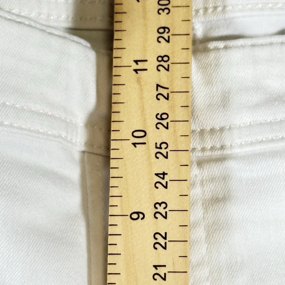 Chico's Girlfriend Slim Leg Ankle 2.5 White Stretch Jeans Women's 2.5  READ-flaw
